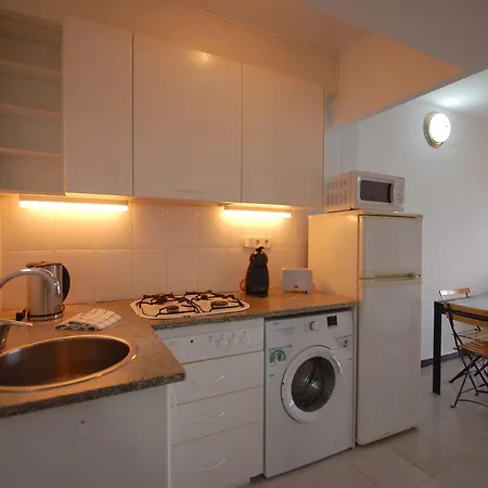 Lets Holidays Mediterranean Apartment *